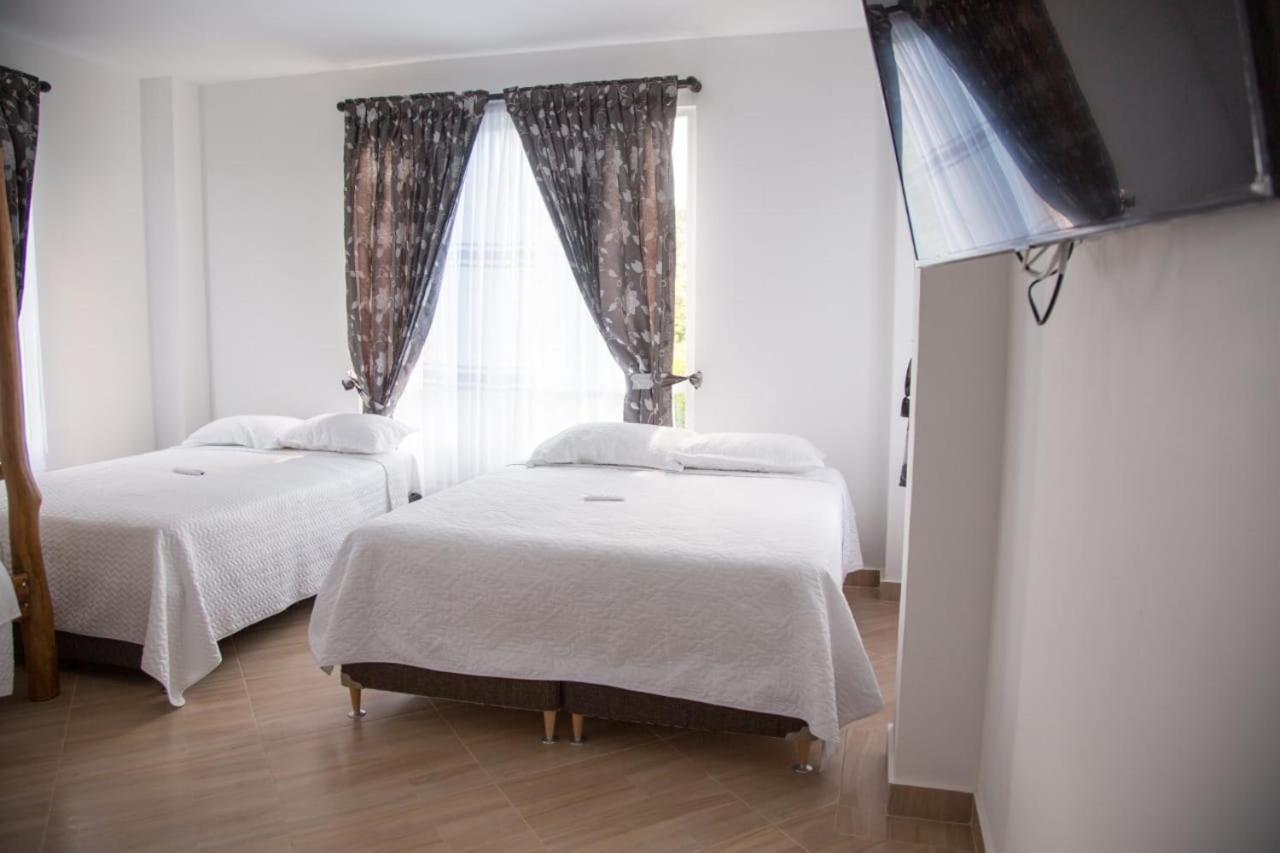 Casa Blanca Malibu Aparthotel Santa Veronica Exteriör bild